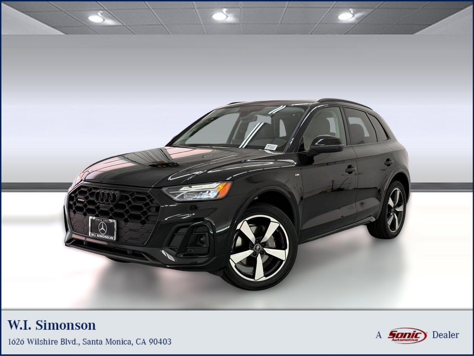 2022 Audi Q5 45 Premium Plus's photo