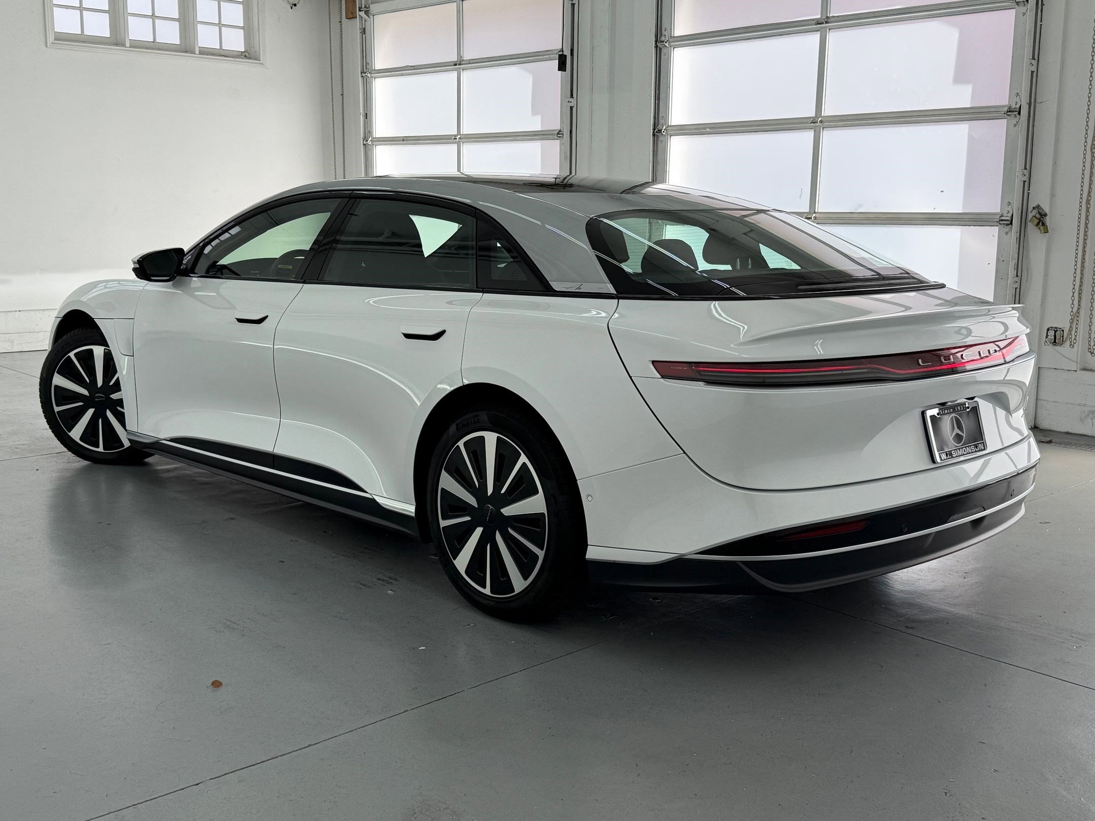 Air Touring Sedan