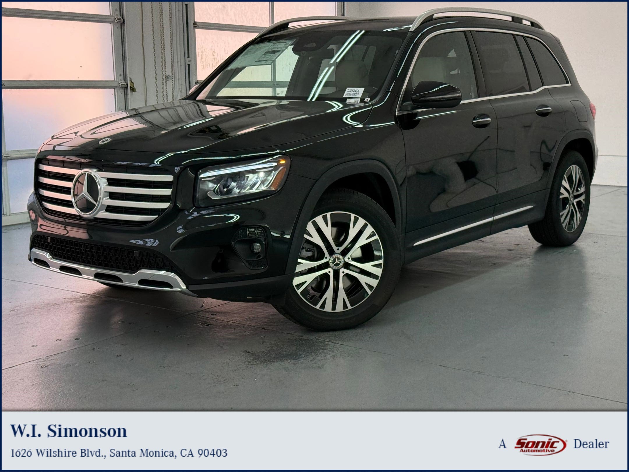 2026 Mercedes-Benz GLB GLB 250's photo