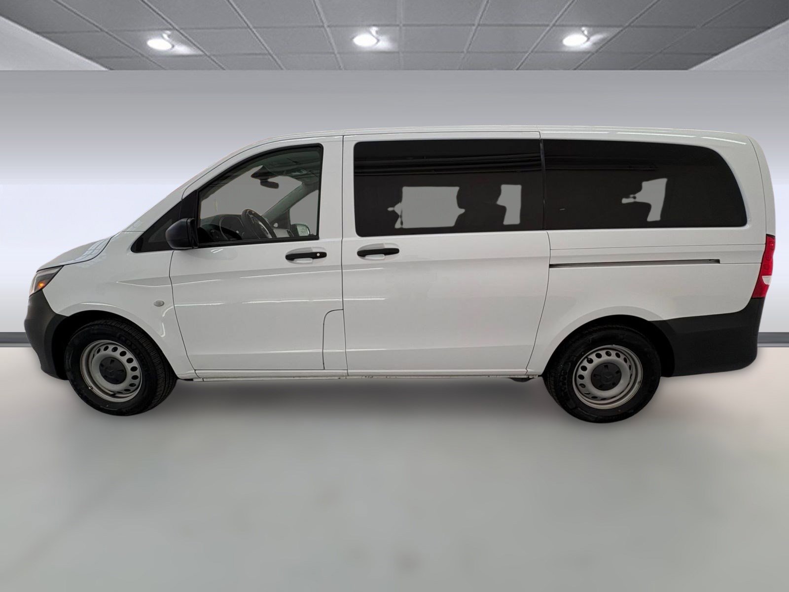 2023 Mercedes Benz Metris Van photo 2