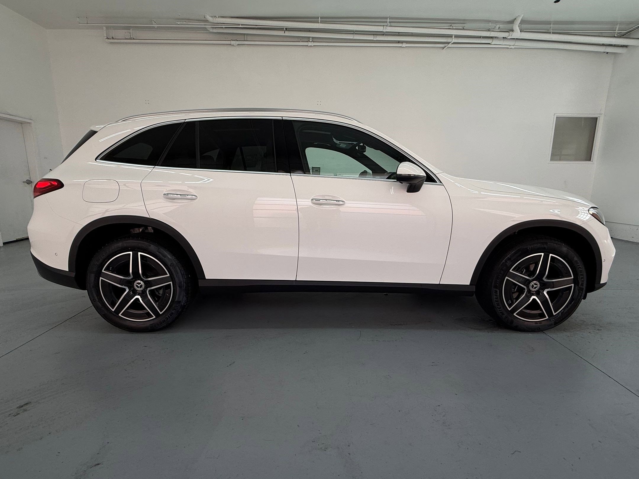 2026 Mercedes-Benz GLC 300 GLC 300 photo 6