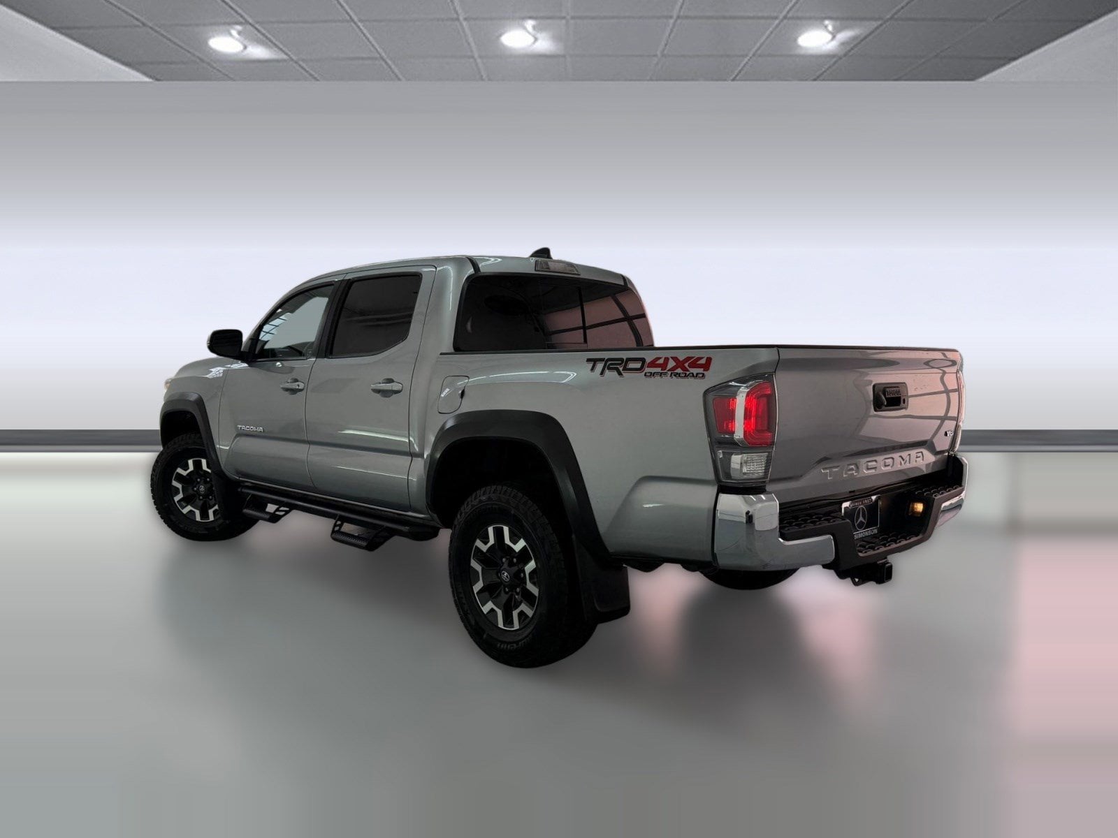 2023 Toyota Tacoma TRD Off Road photo 2