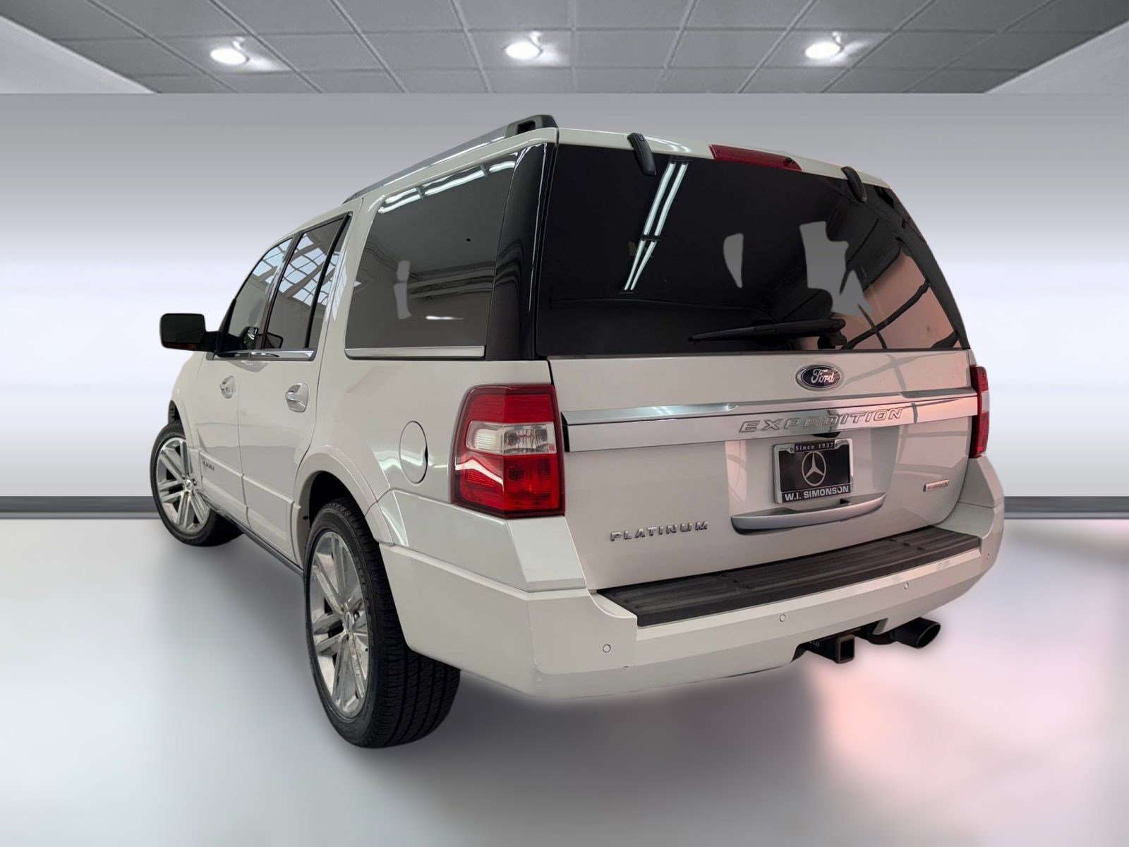 2016 Ford Expedition Platinum photo 2