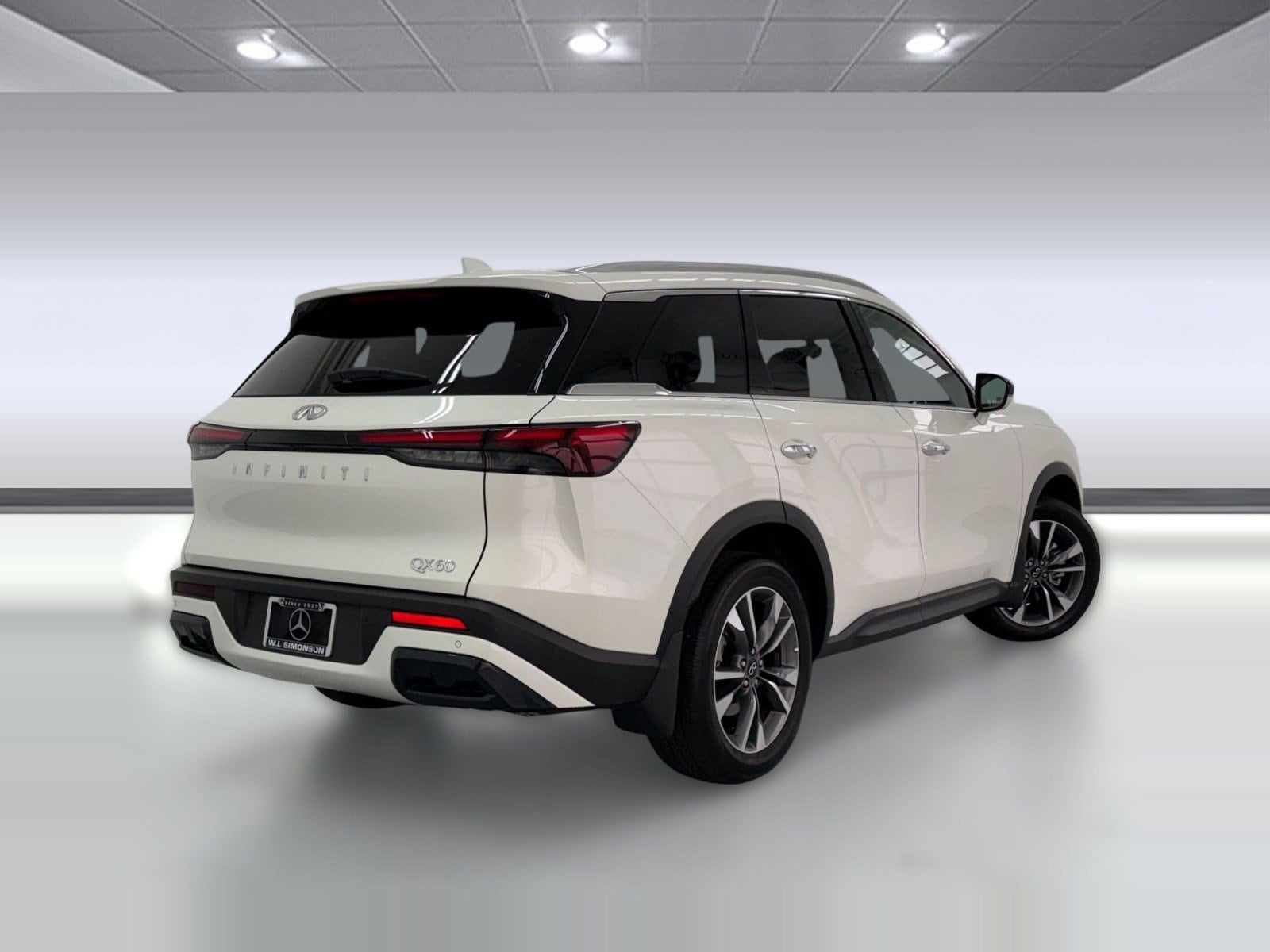 2025 INFINITI QX60 LUXE photo 3