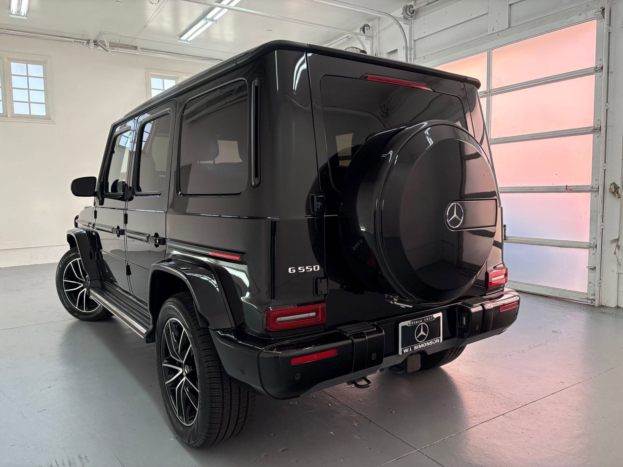 2021 Mercedes Benz G 550 photo 3