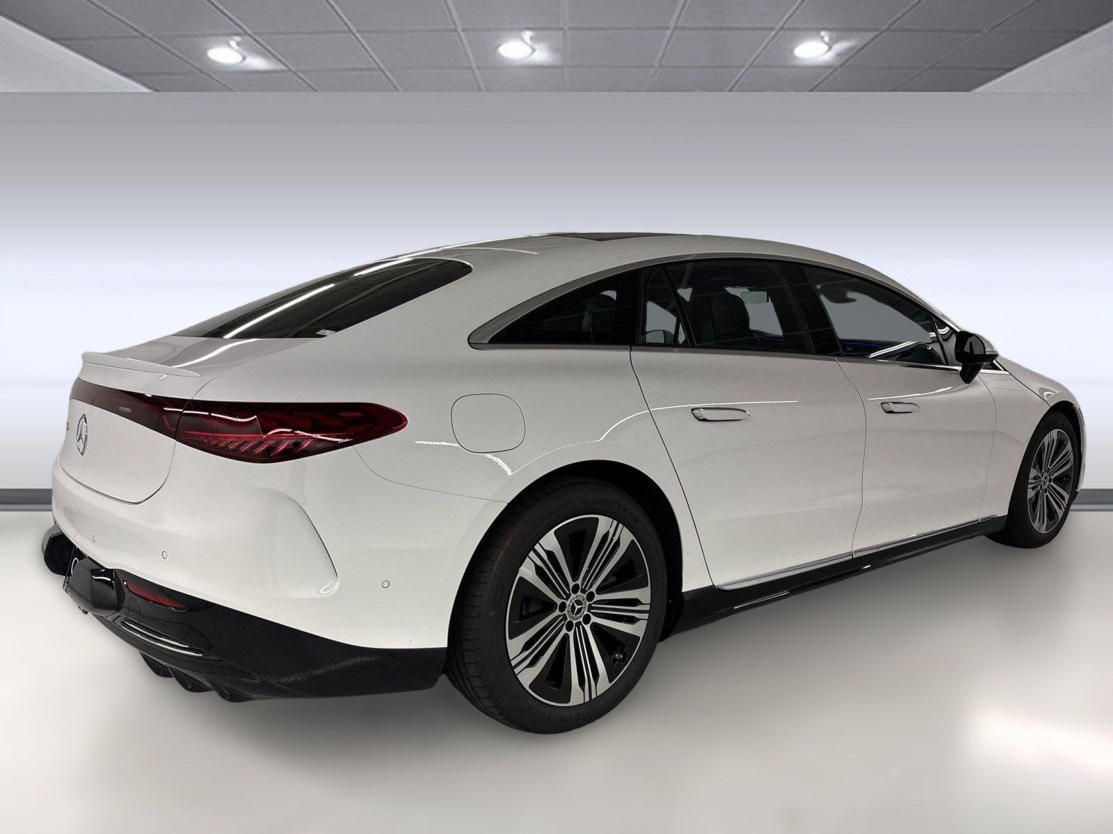 2025 Mercedes Benz EQS Sedan 450 photo 3
