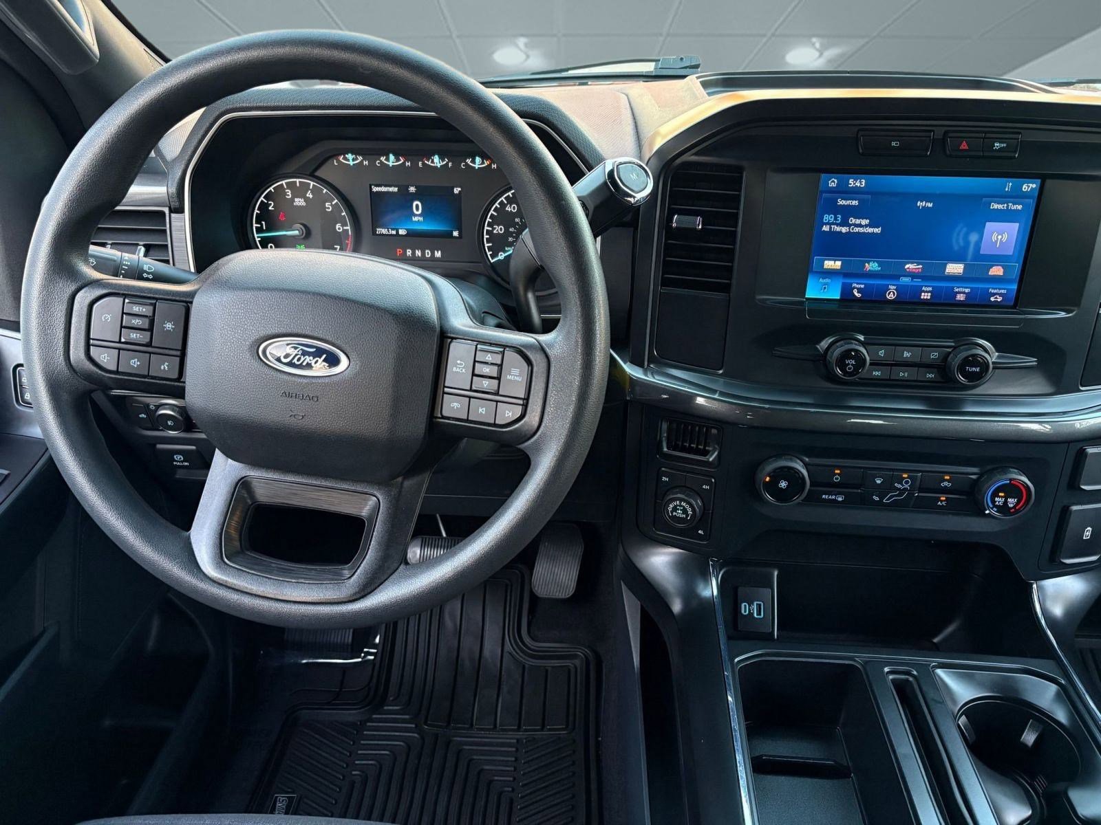 2022 Ford F-150 XL photo 3