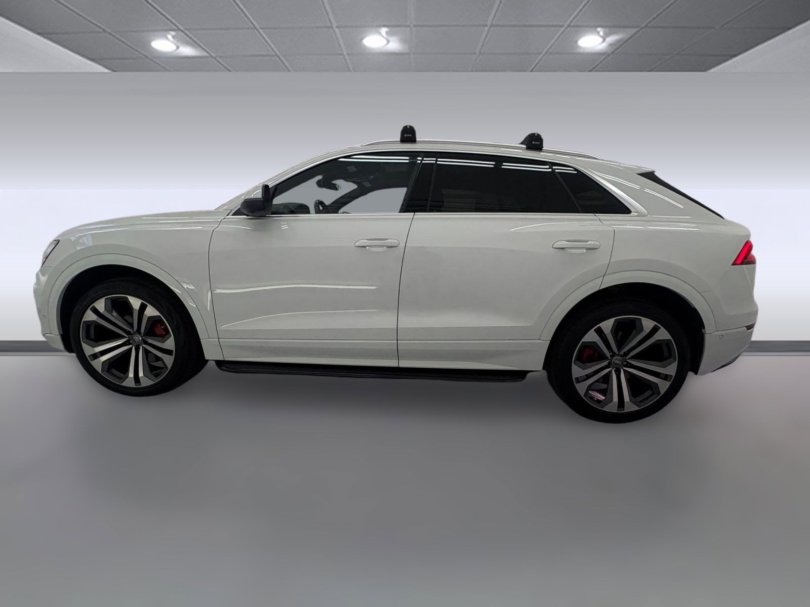 2019 Audi Q8 Premium Plus photo 2