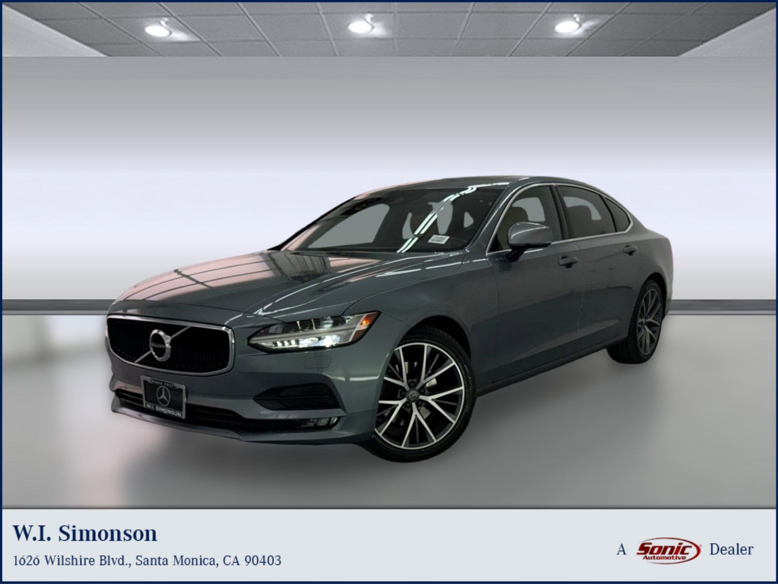 2018 Volvo S90 Momentum