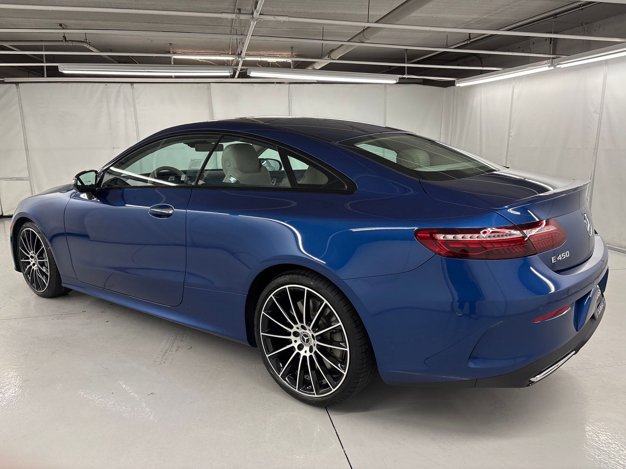2022 Mercedes Benz E 450 Coupe photo 2