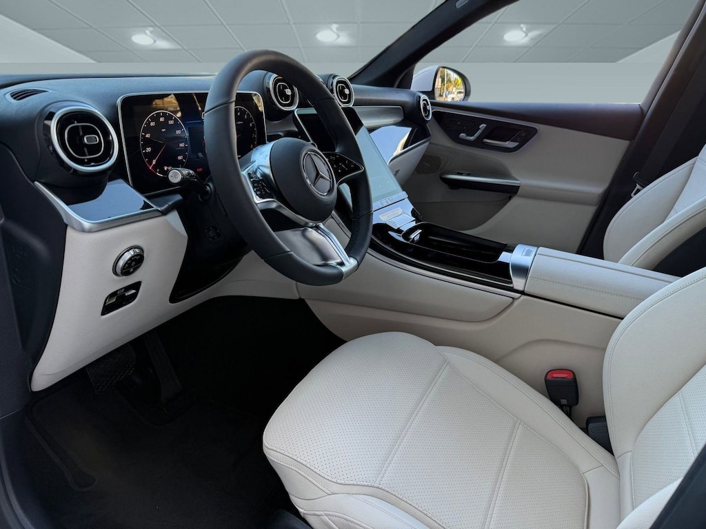 New 2026 Mercedes-Benz GLC 300  SUV