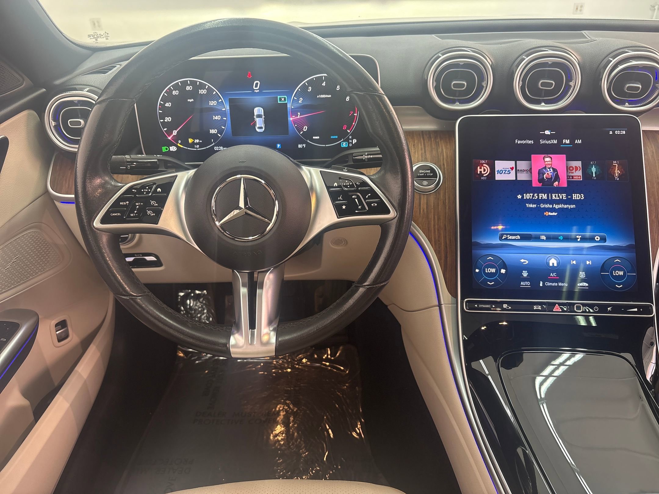 2023 Mercedes Benz C 300 Sedan photo 4