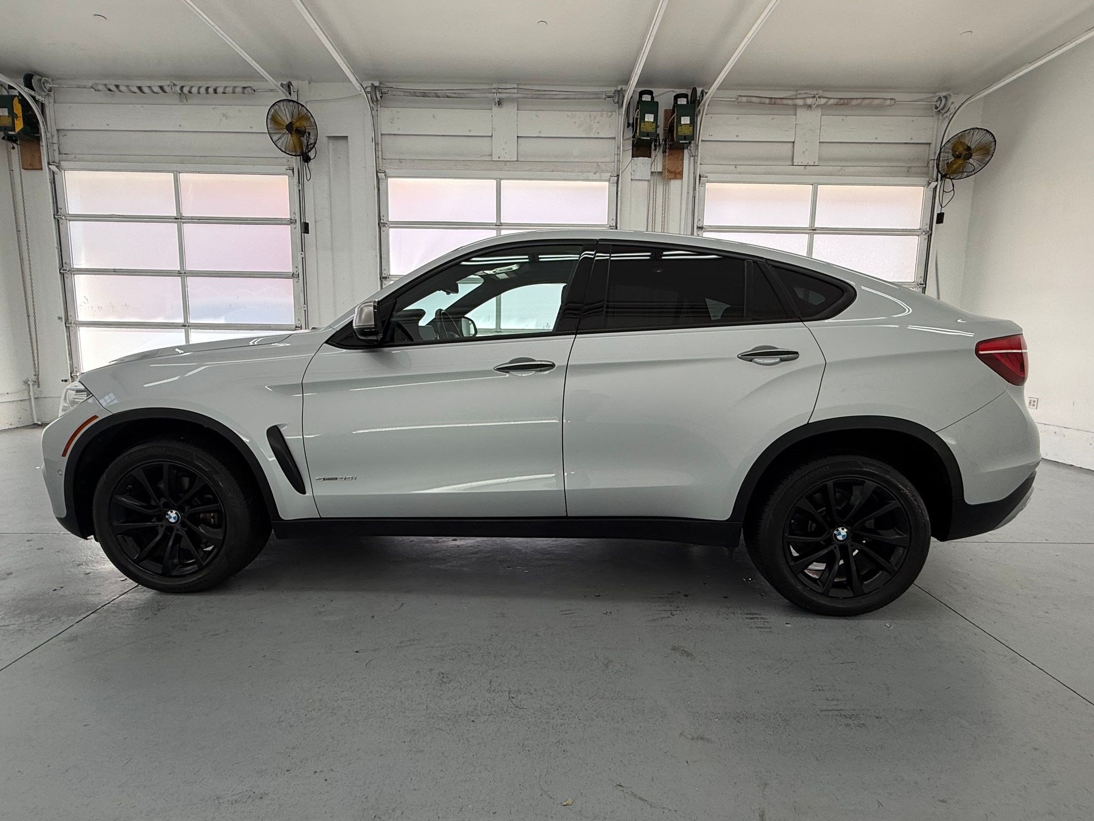 X6 SDrive35i SUV