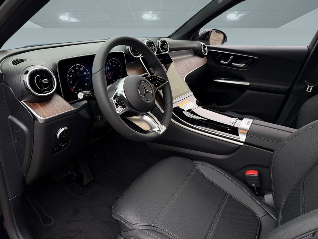 New 2026 Mercedes-Benz GLC 300  SUV