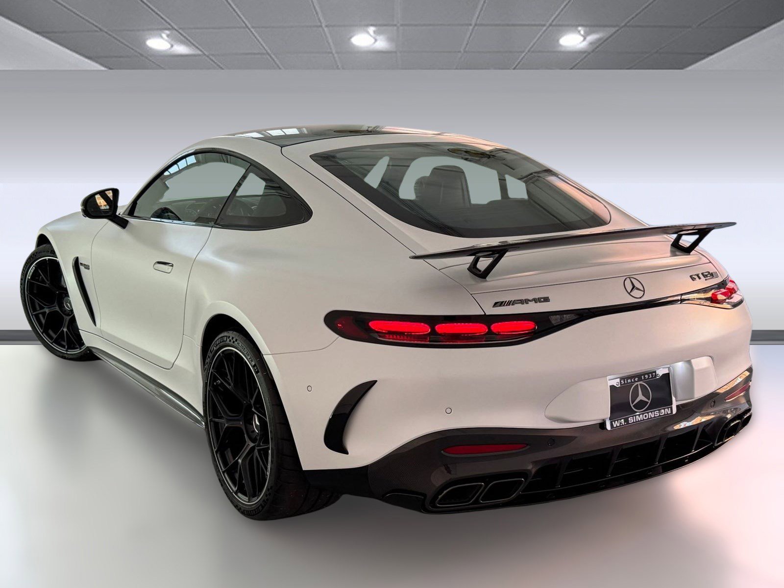 2026 Mercedes Benz AMG GT photo 2