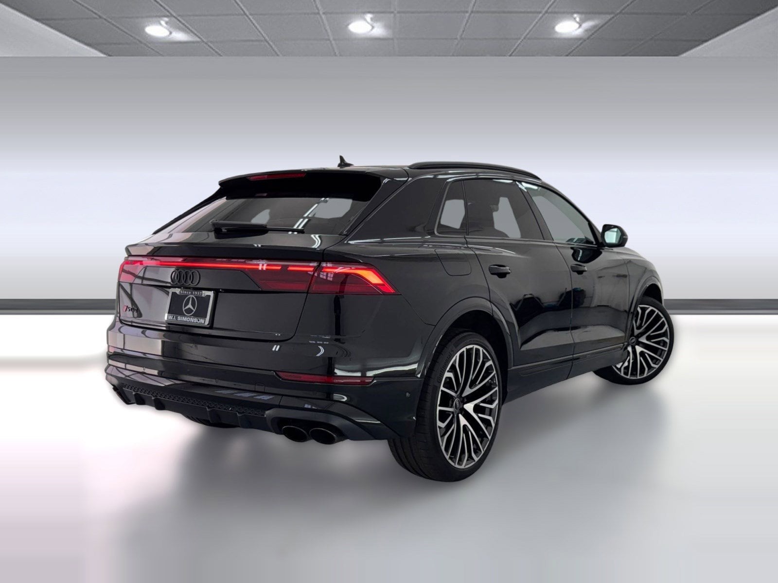 2025 Audi SQ8 Premium Plus photo 3