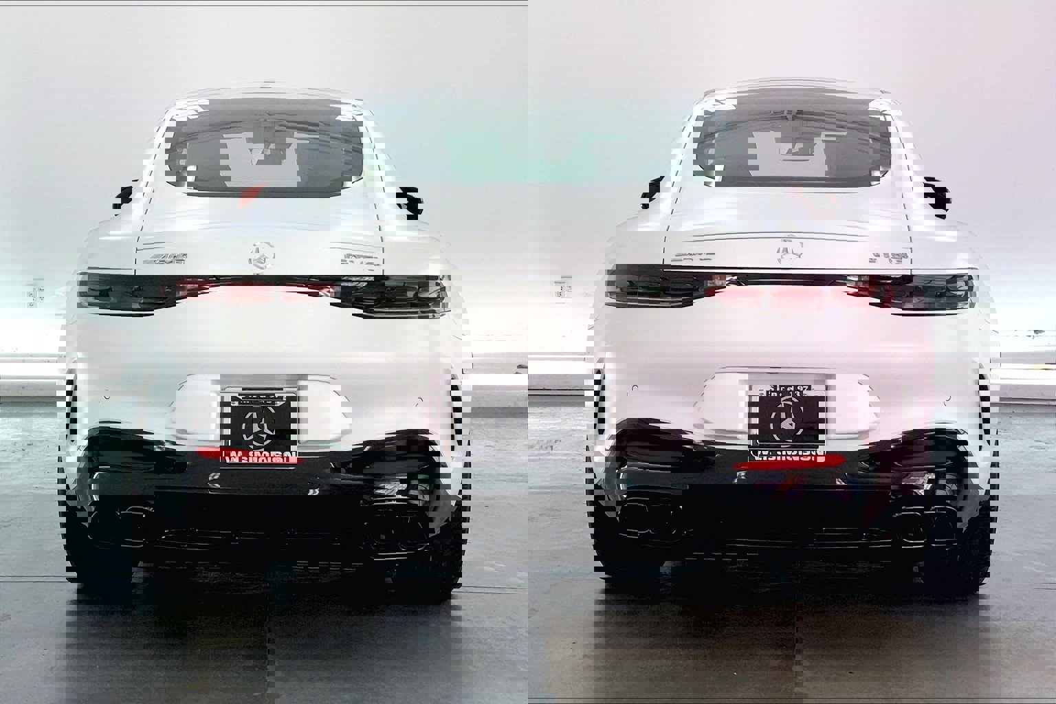 2025 Mercedes Benz AMG GT photo 3