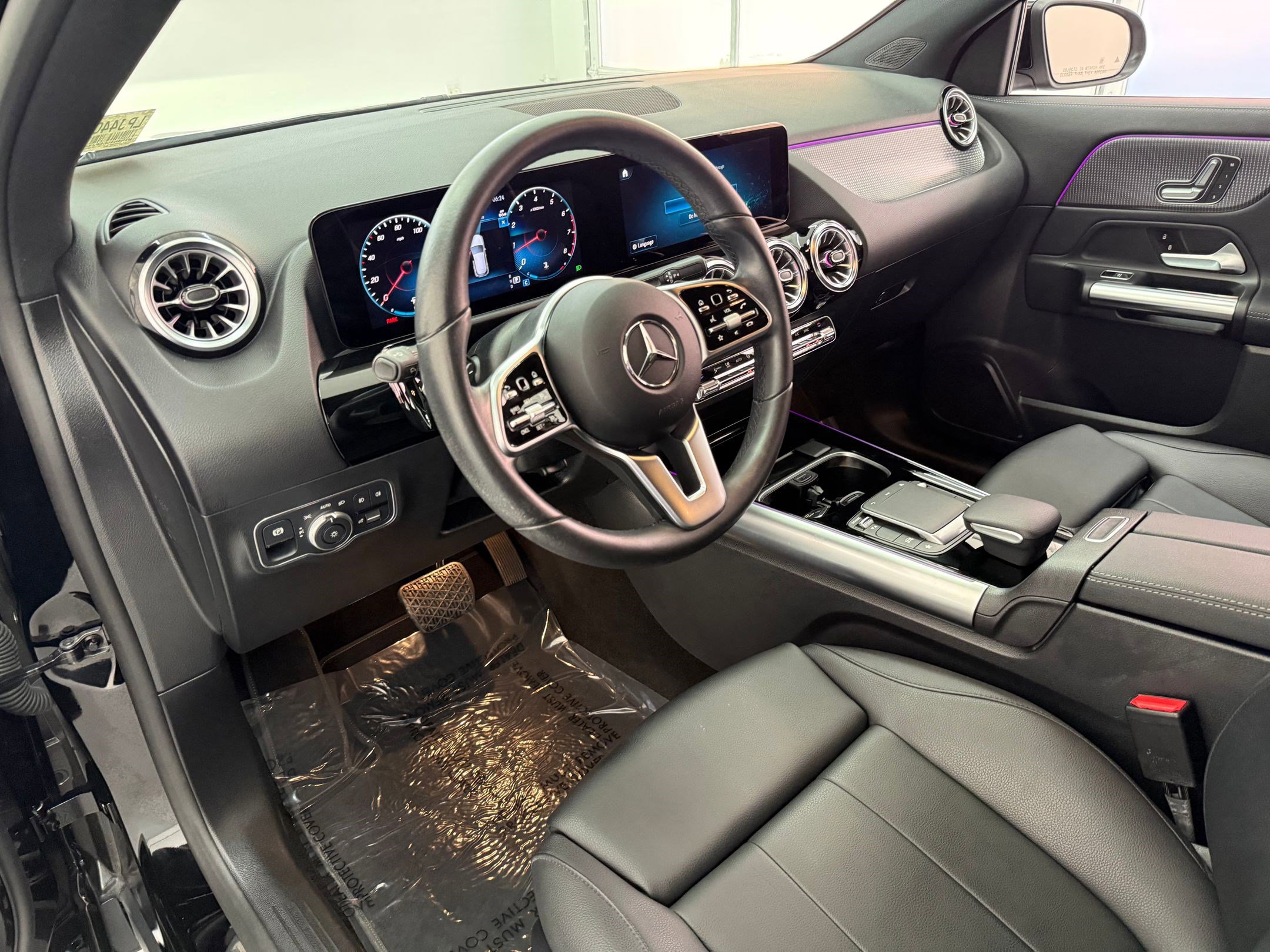 2023 Mercedes Benz GLA 250 photo 3