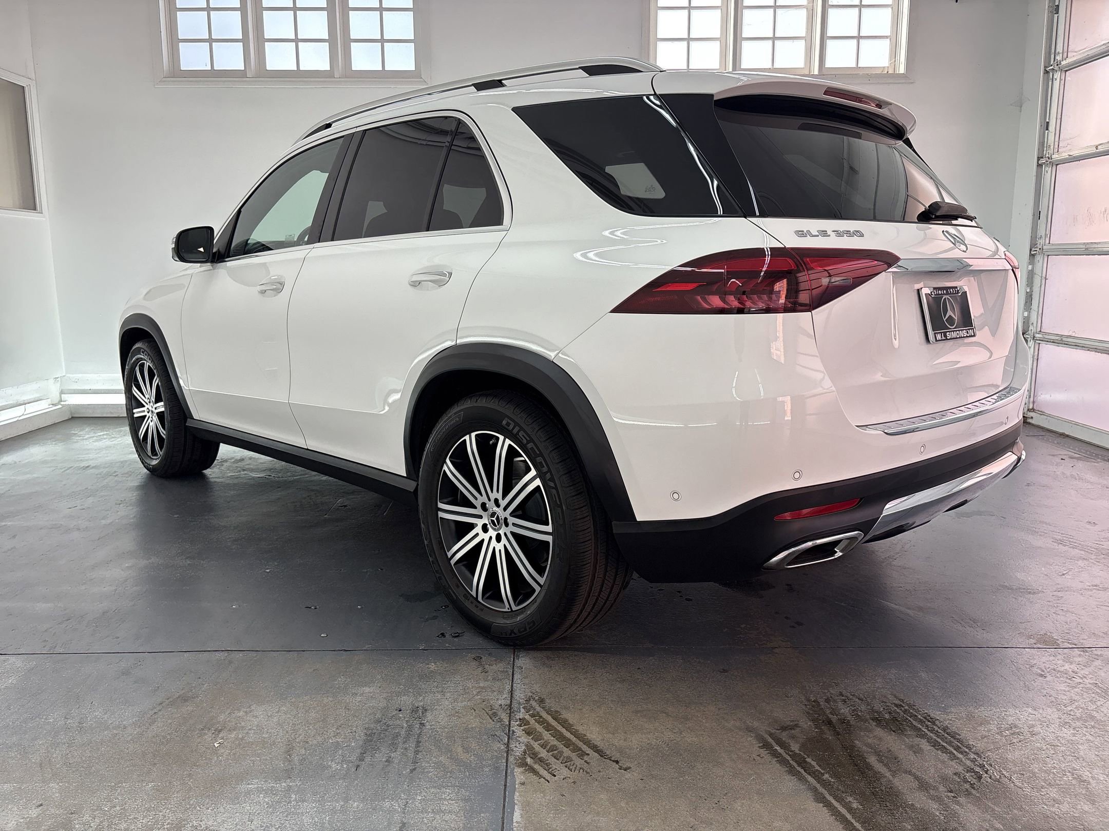 2024 Mercedes Benz GLE 350 photo 2