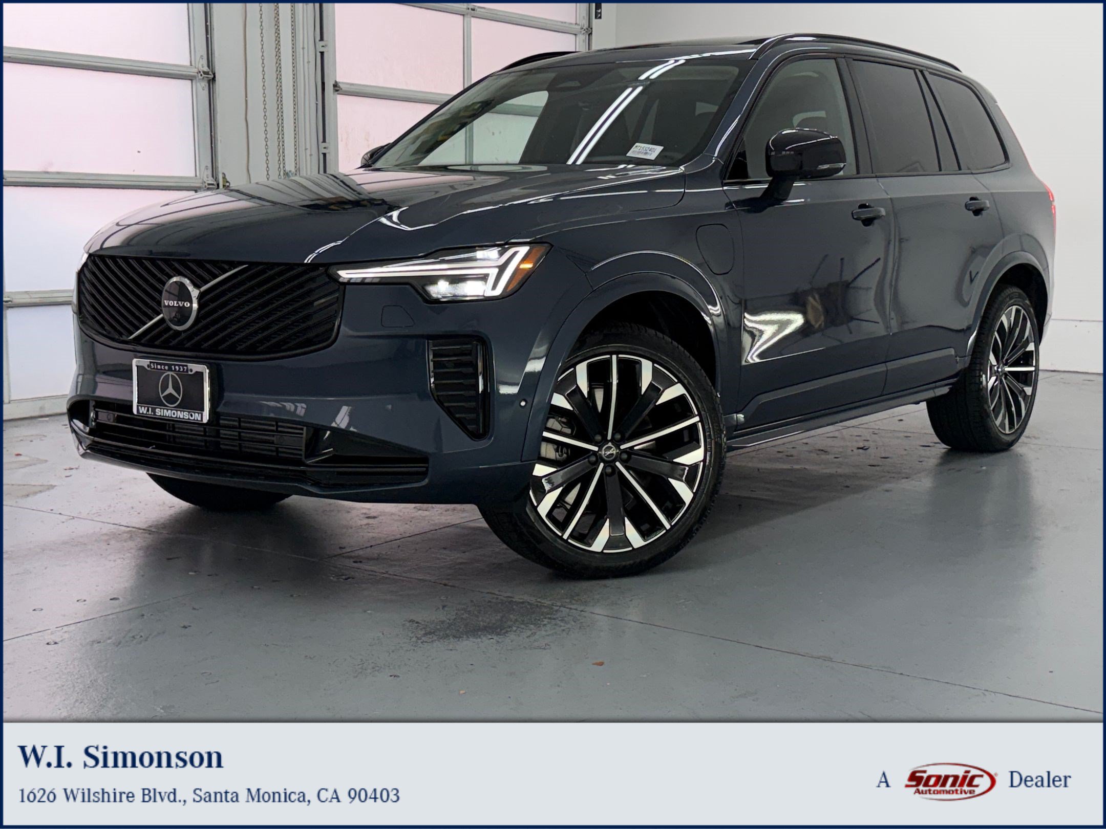  Volvo XC90 plug-in hybrid