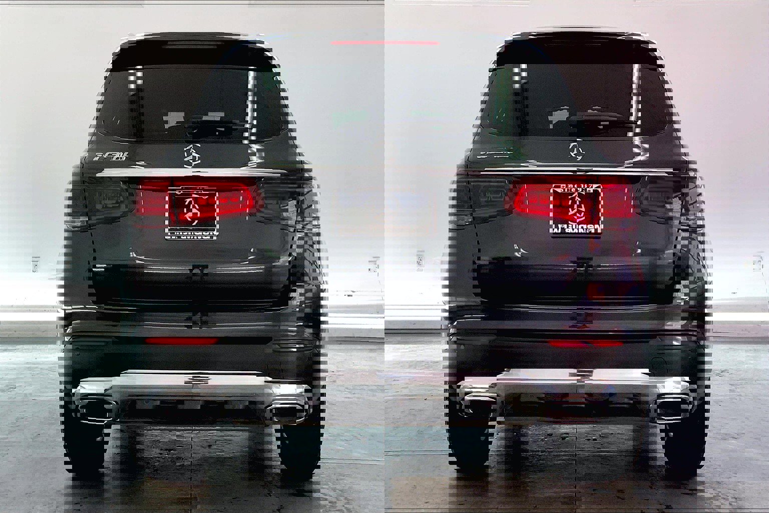 2022 Mercedes Benz GLC 300 photo 3