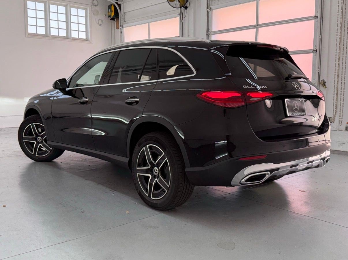 New 2027 Mercedes-Benz GLC 300 SUV