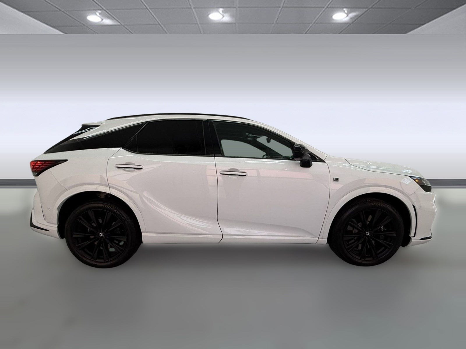 2024 LEXUS RX 500h RX 500h F SPORT Performance photo 6