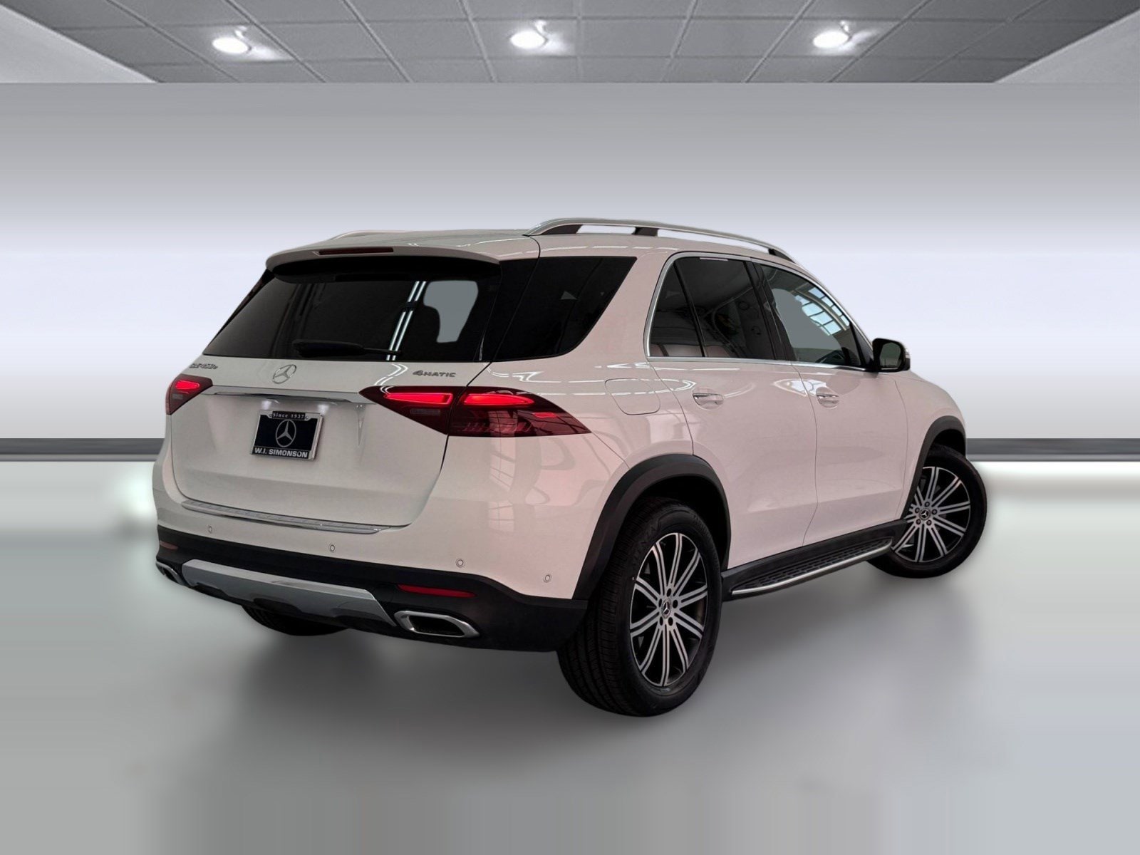 2025 Mercedes-Benz GLE 450e GLE 450e photo 3