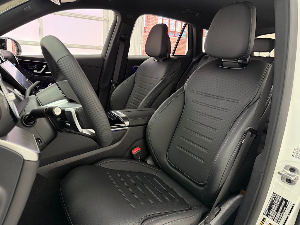 New 2026 Mercedes-Benz GLC 300  SUV