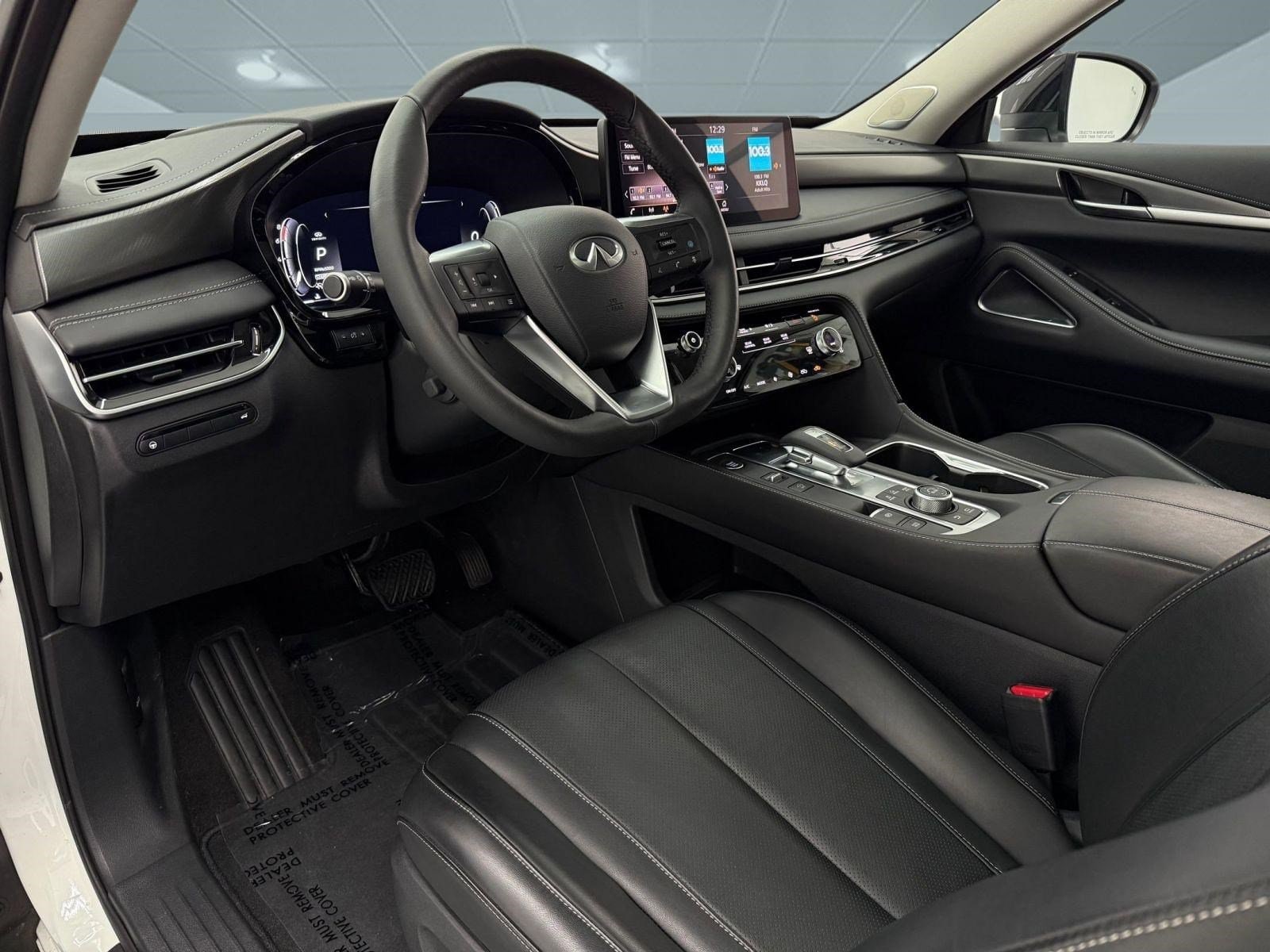 QX60 LUXE SUV