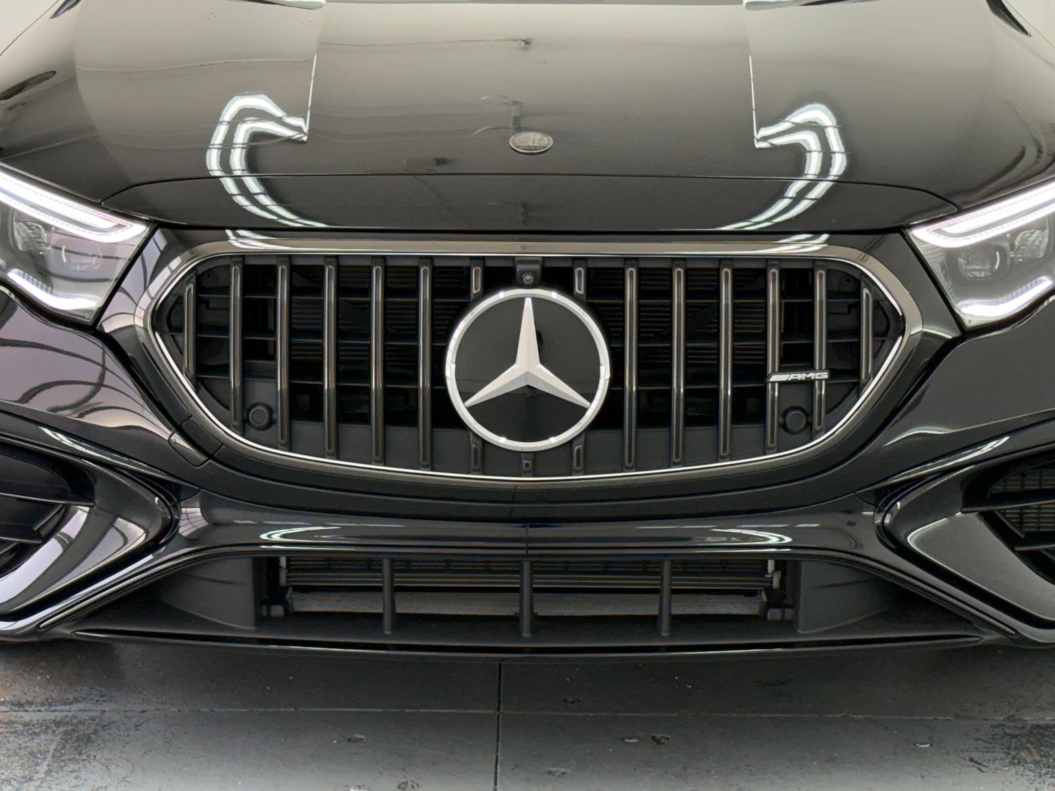 2026 Mercedes-Benz E-Class AMG E53 - Photo 25