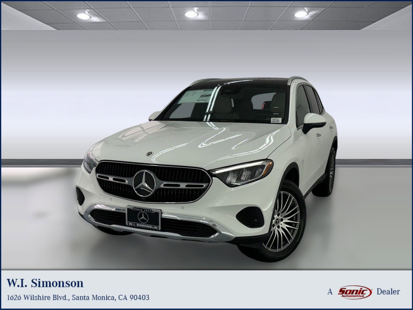 2026 Mercedes-Benz GLC Base's photo