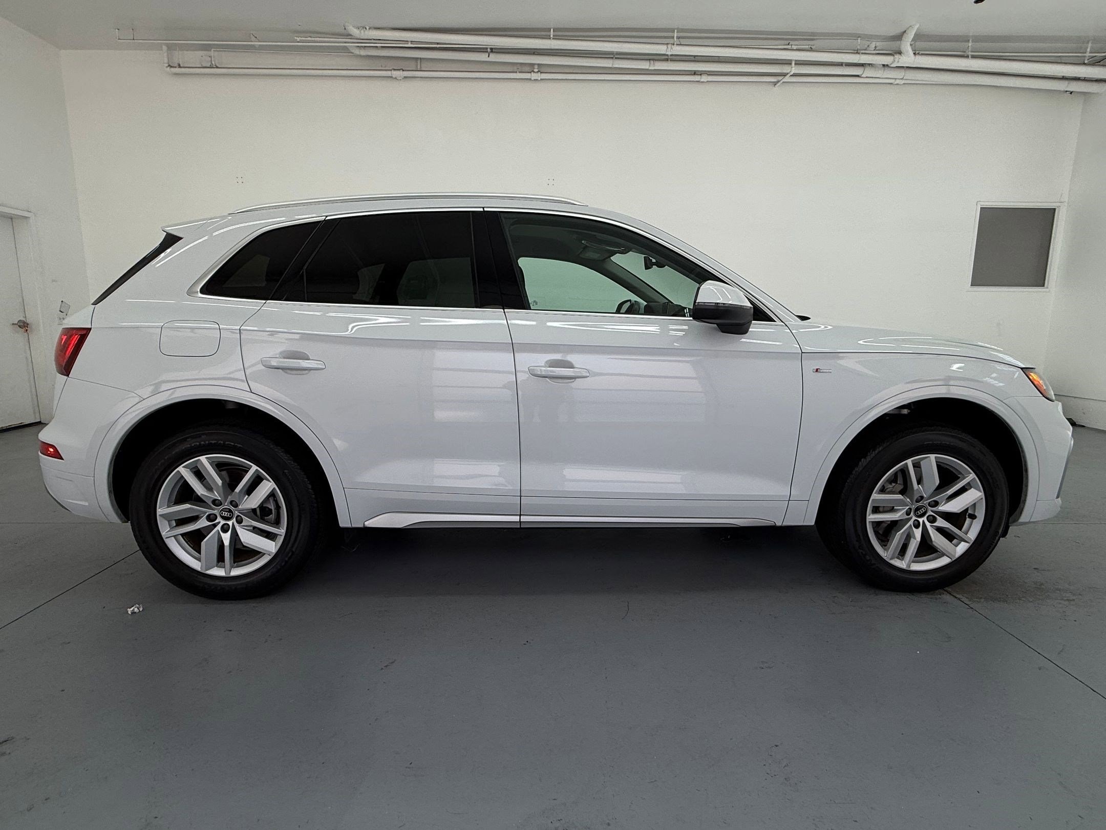 2022 Audi Q5 S line Premium photo 6