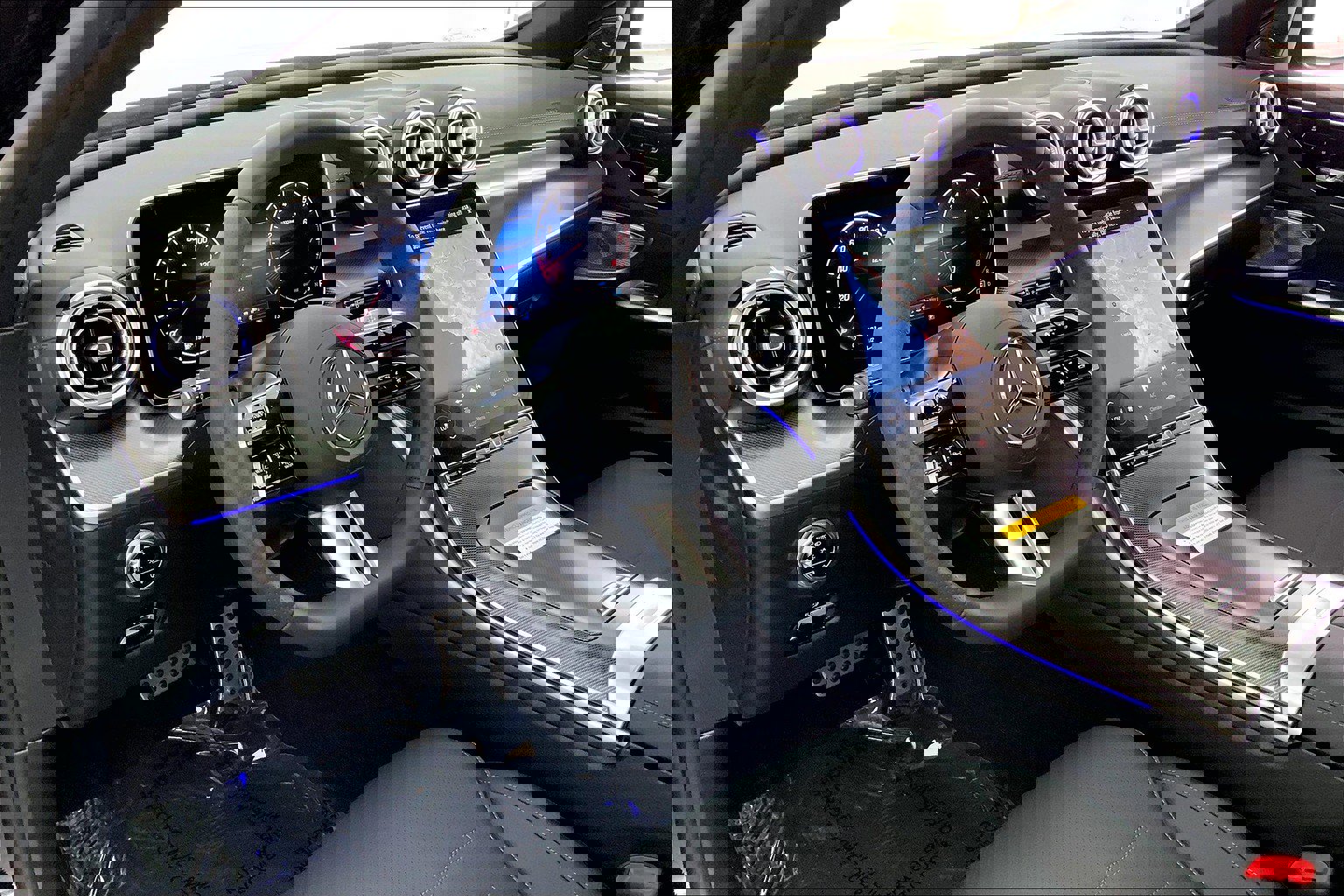 2025 Mercedes Benz C 300 photo 4