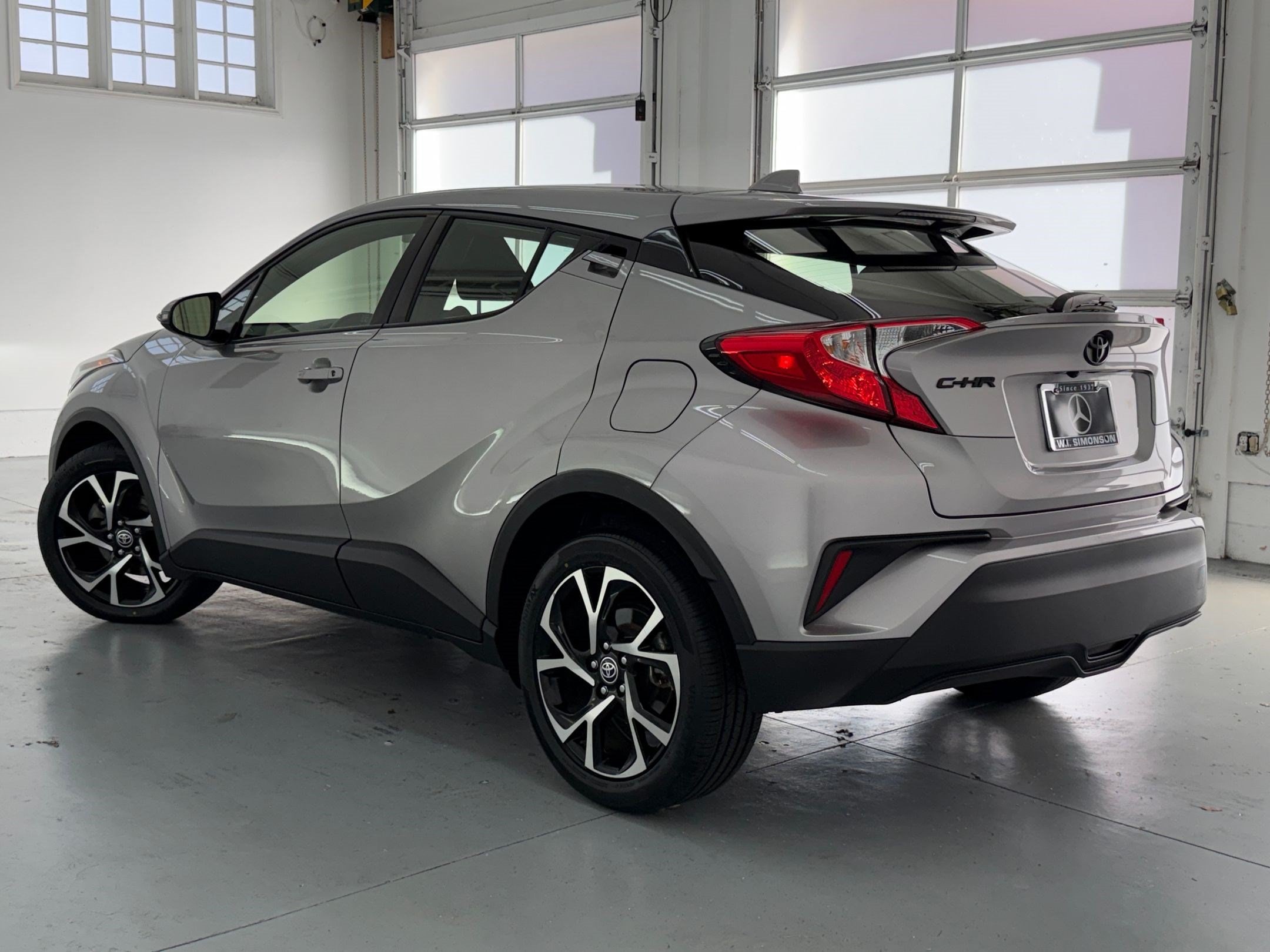 C-HR XLE SUV