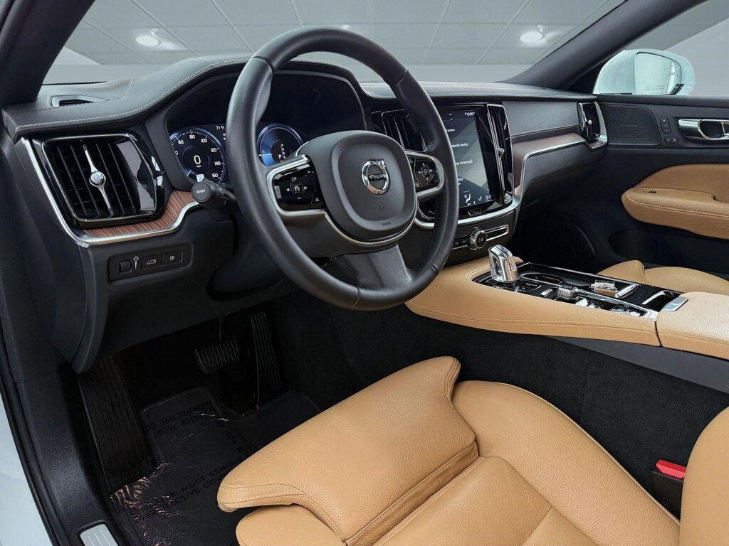 Used 2019 Volvo S60 Hybrid Inscription Sedan