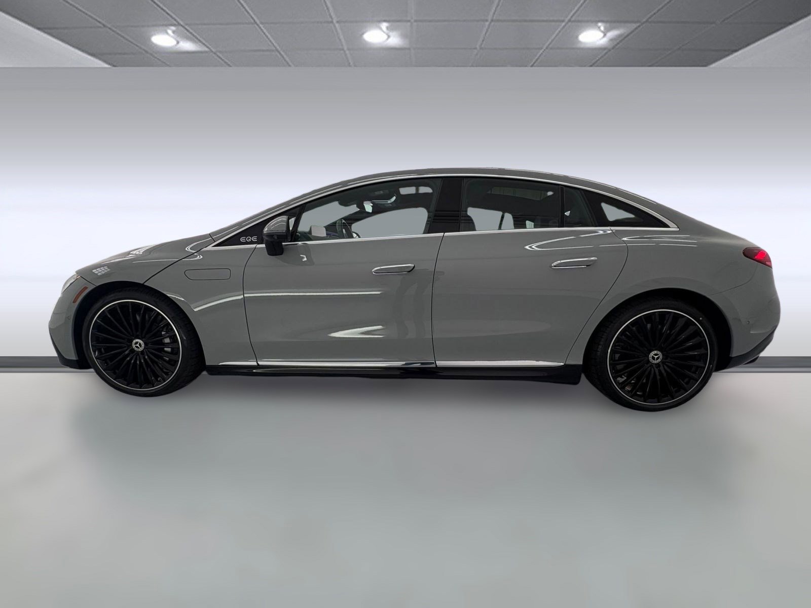 2023 Mercedes Benz EQE Sedan 350 photo 2