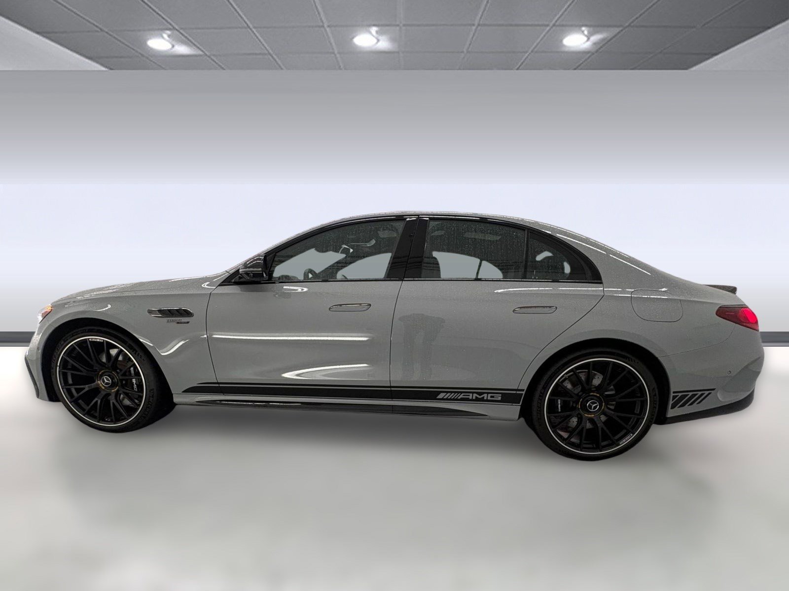 2025 Mercedes Benz E AMG 53 Sedan photo 2