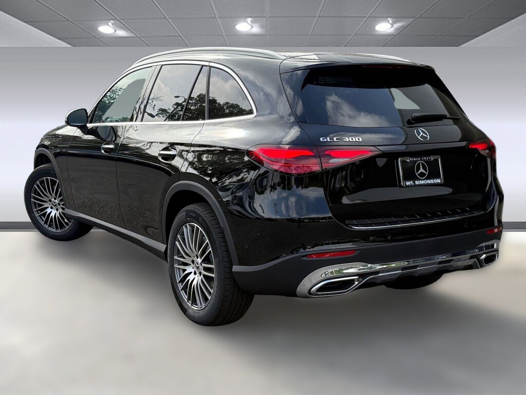 New 2026 Mercedes-Benz GLC 300  SUV