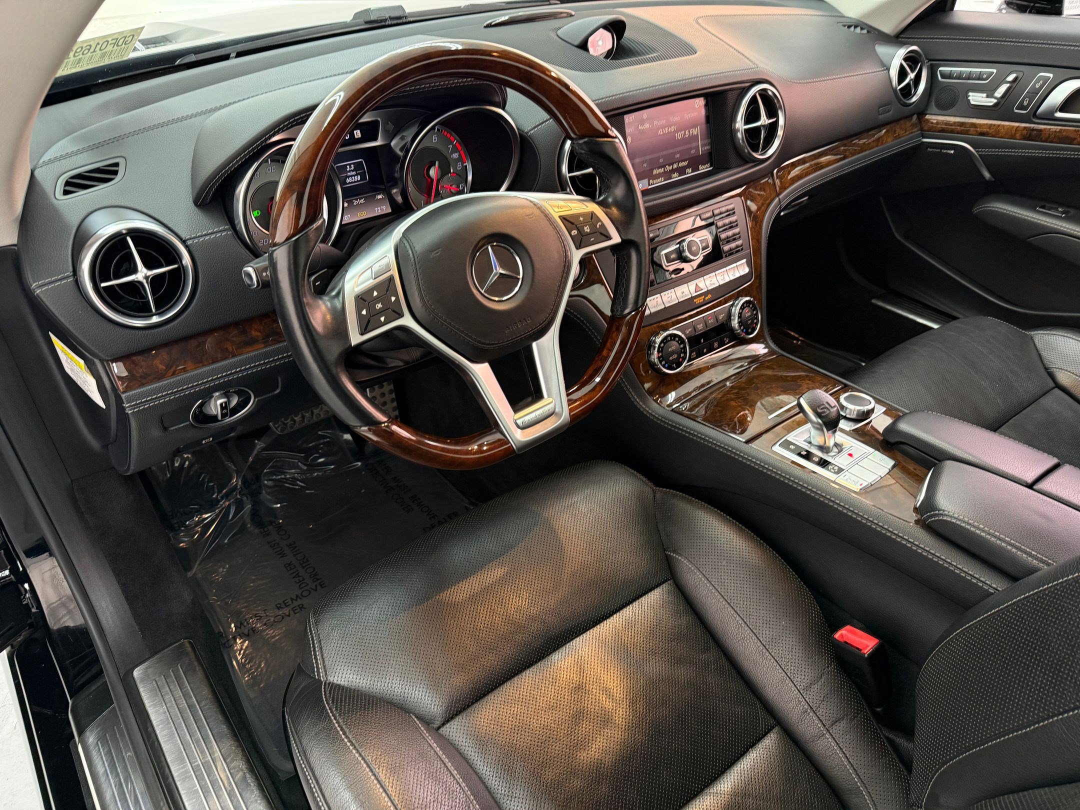 2013 Mercedes Benz SL 550 photo 4