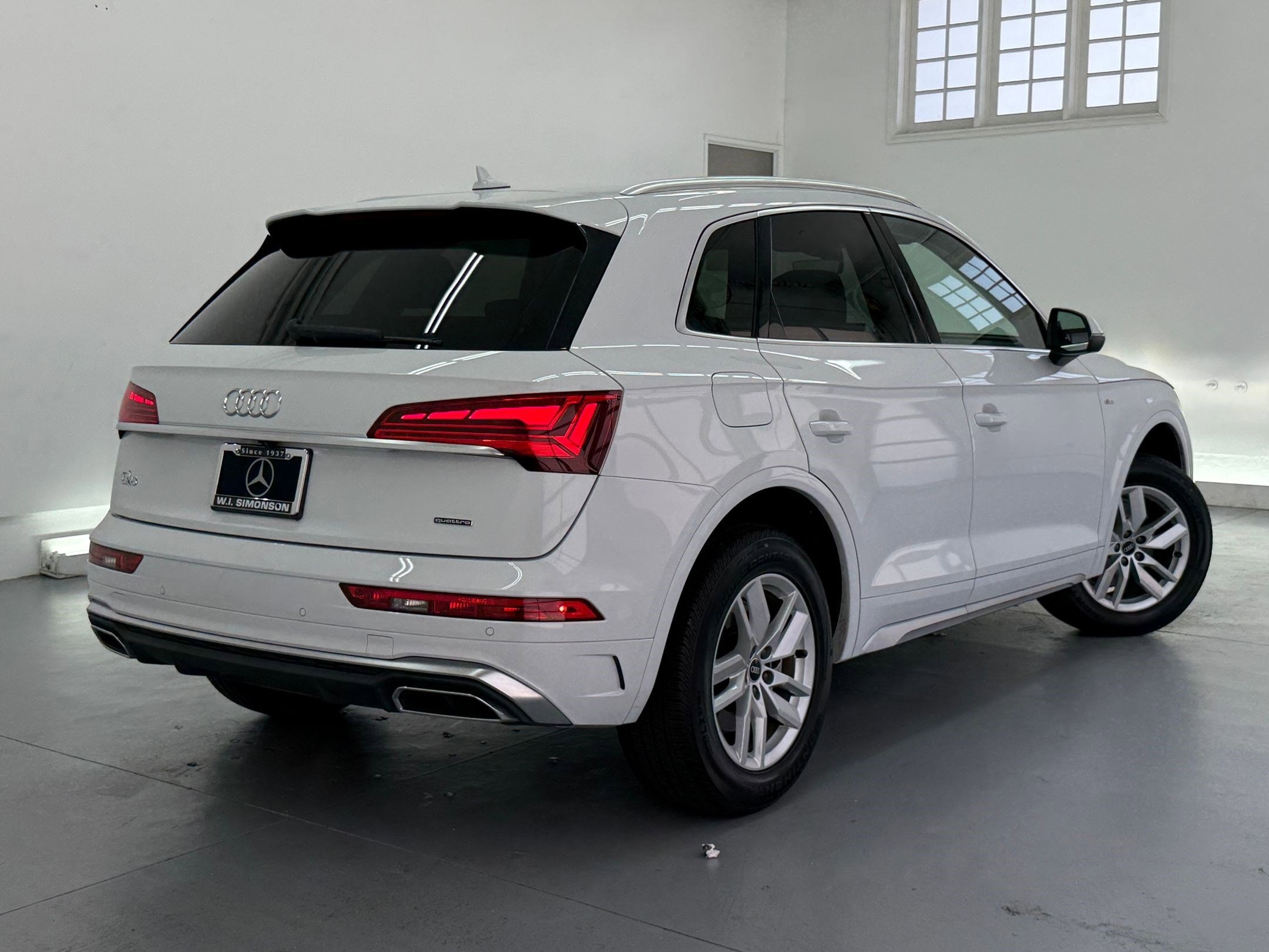 2022 Audi Q5 S line Premium photo 3