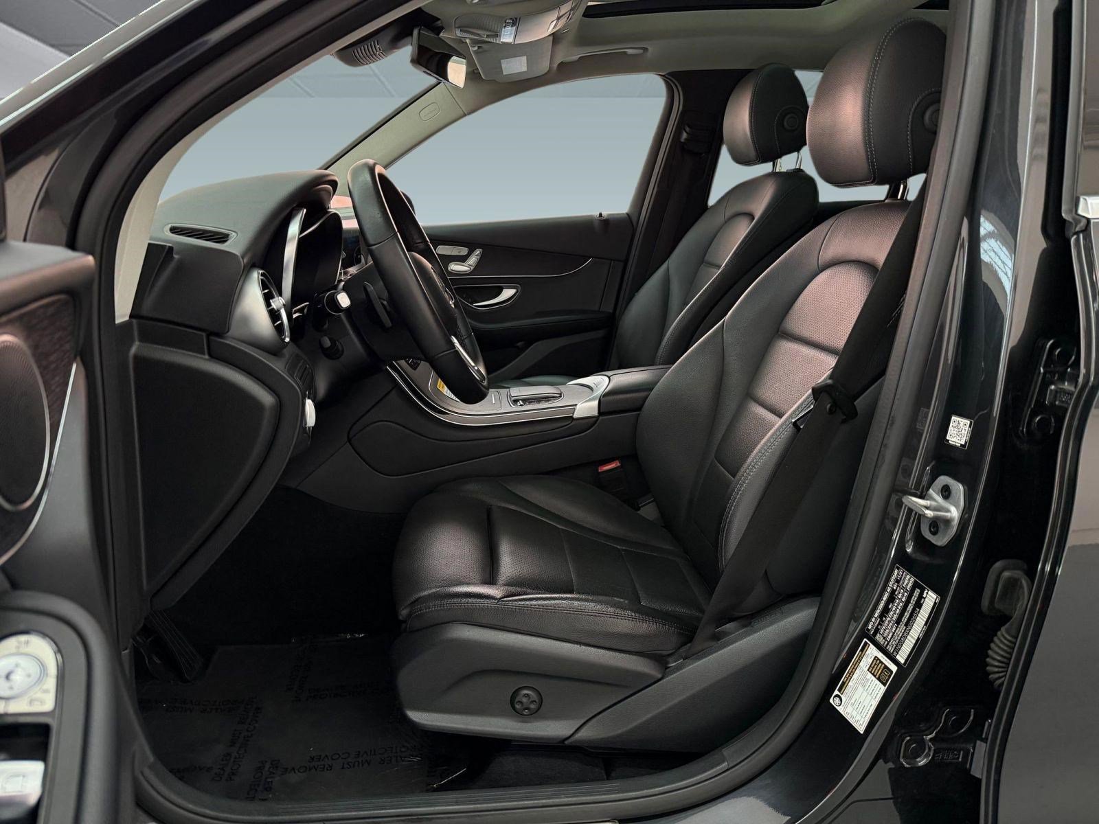 2022 Mercedes-Benz GLC 300 GLC 300 photo 4