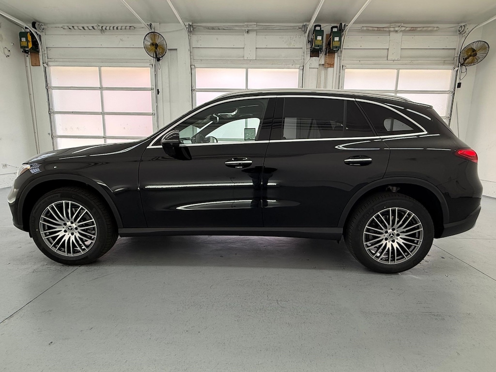 New 2026 Mercedes-Benz GLC 300 SUV