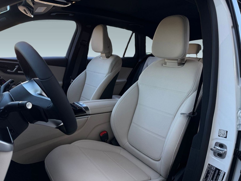 New 2026 Mercedes-Benz GLC 300  SUV