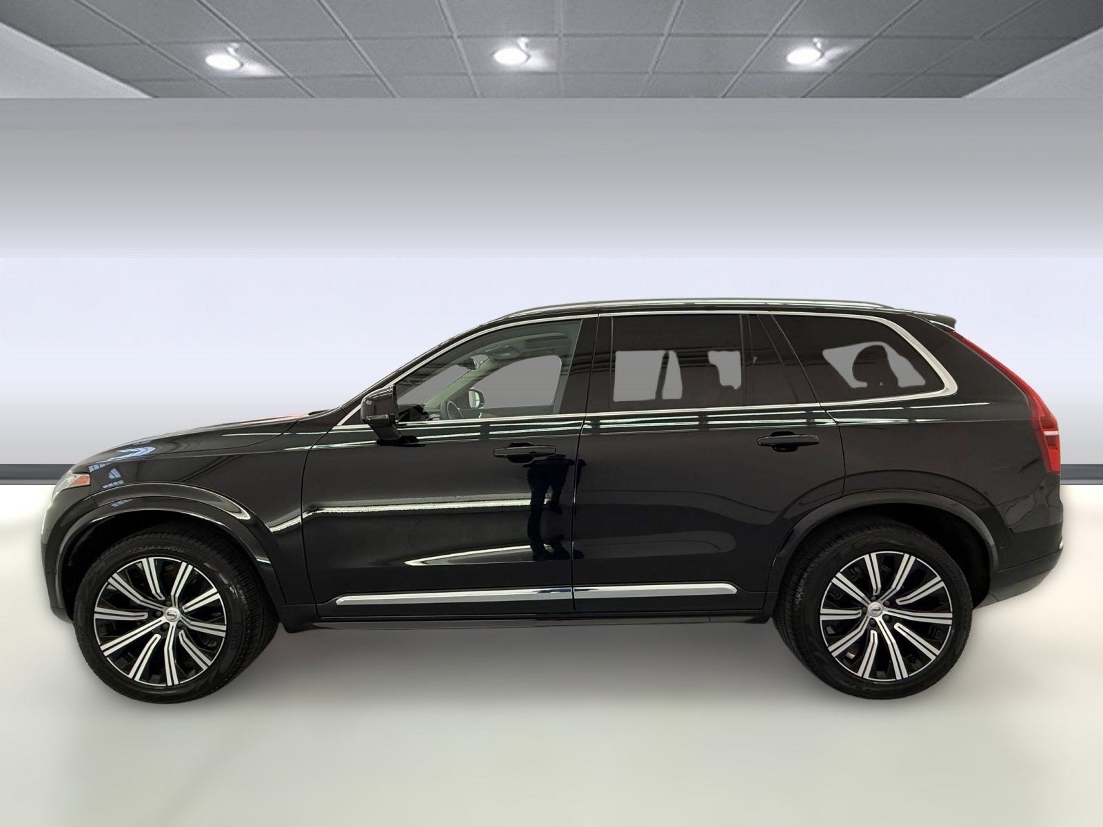 2025 Volvo XC90 Plus photo 2