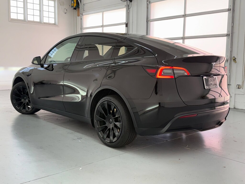 Used 2023 Tesla Model Y Long Range SUV