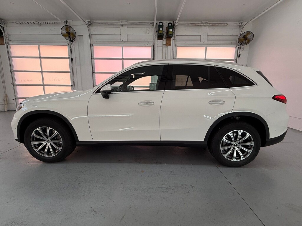 New 2027 Mercedes-Benz GLC 300 SUV
