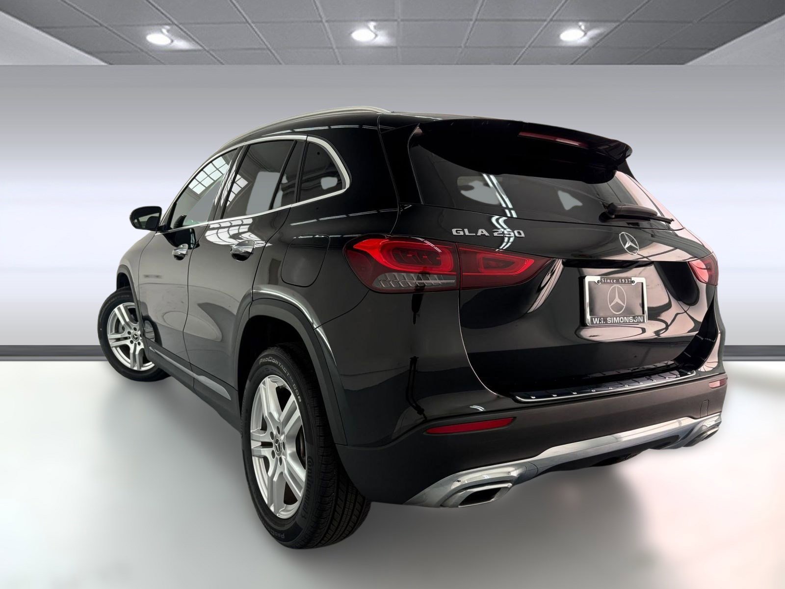 2022 Mercedes Benz GLA 250 photo 2