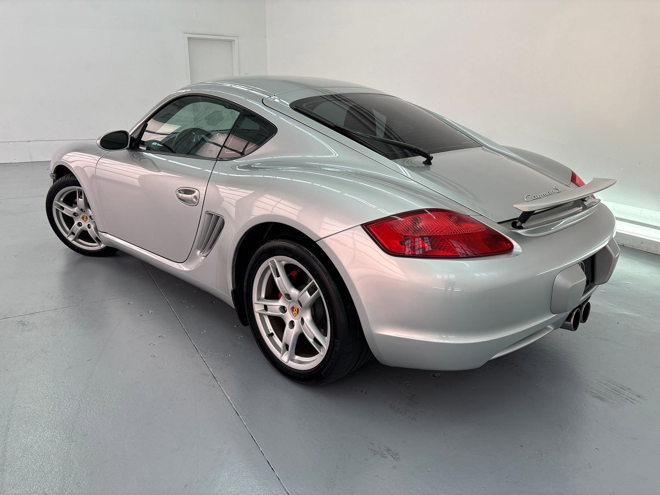 2006 Porsche Cayman S photo 3