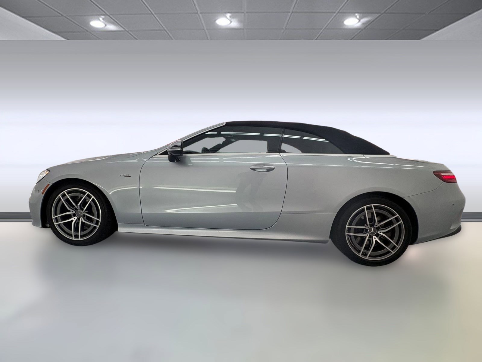 2021 Mercedes Benz E AMG 53 Cabriolet photo 2